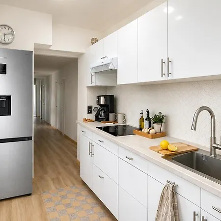 شقة Croisette - Spacious 2 Bedroom And Terrace