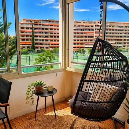 Croisette 200m Spacious & Quiet 2-bedroom With Terrace Appartement Cannes