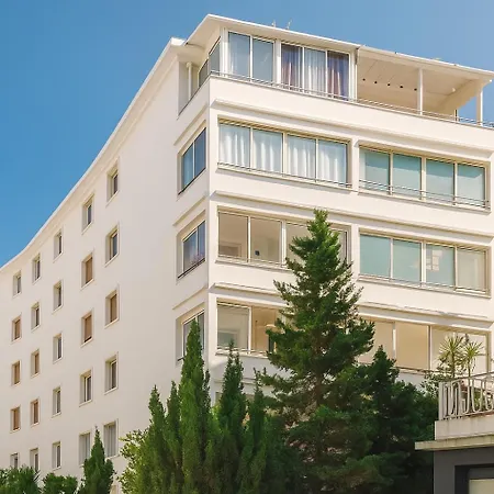 Appartement Croisette 200m Spacious & Quiet 2-bedroom With Terrace